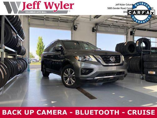 2019 Nissan Pathfinder S