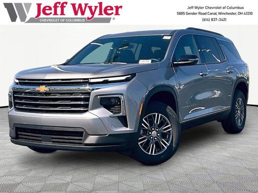Sterling Gray Metallic 2026 Chevrolet Traverse LT