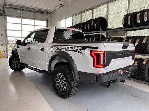 2020 Ford F-150 Raptor