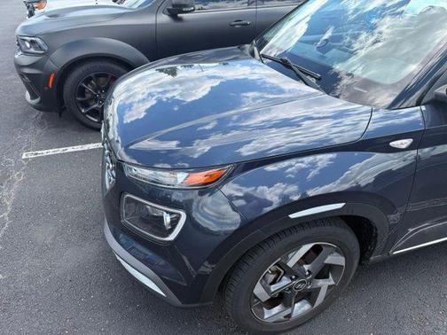 Denim w/White Roof 2023 Hyundai VENUE Limited