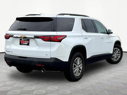 Summit White 2023 Chevrolet Traverse LT Cloth