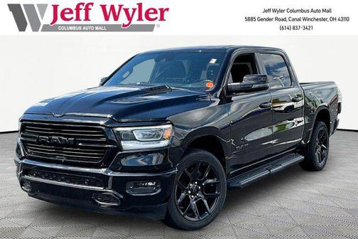 Diamond Black Crystal Pearlcoat 2023 RAM 1500 Laramie