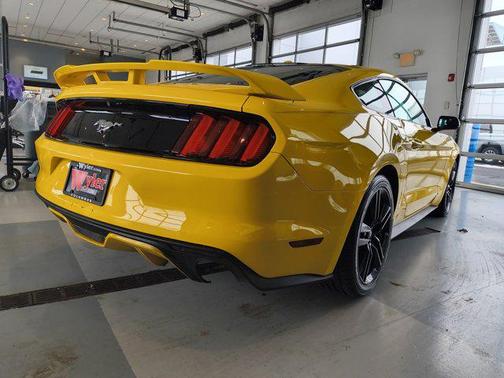 2015 Ford Mustang EcoBoost Premium