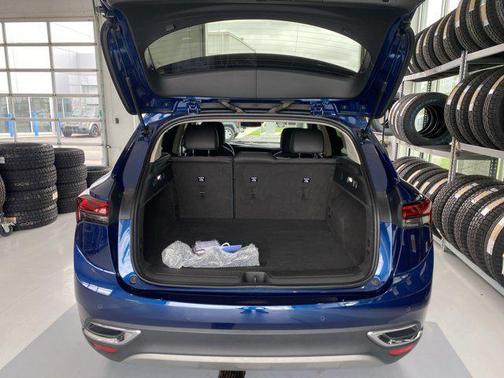 2022 Buick Envision FWD Preferred