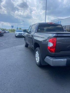 2016 Toyota Tundra SR5