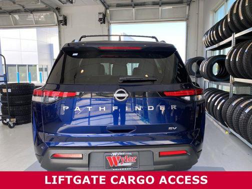 2024 Nissan Pathfinder SV FWD