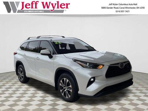 2022 Toyota Highlander XLE