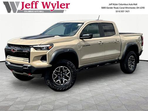 Sand Dune Metallic 2024 Chevrolet Colorado ZR2