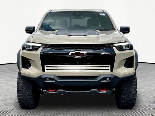 Sand Dune Metallic 2024 Chevrolet Colorado ZR2