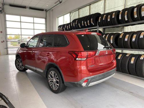 2017 Mitsubishi Outlander SE