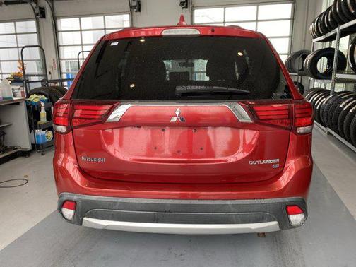 2017 Mitsubishi Outlander SE