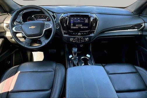 Summit White 2023 Chevrolet Traverse LT Leather