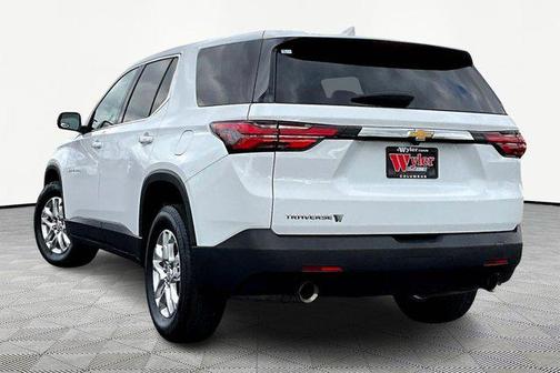 Summit White 2023 Chevrolet Traverse LS