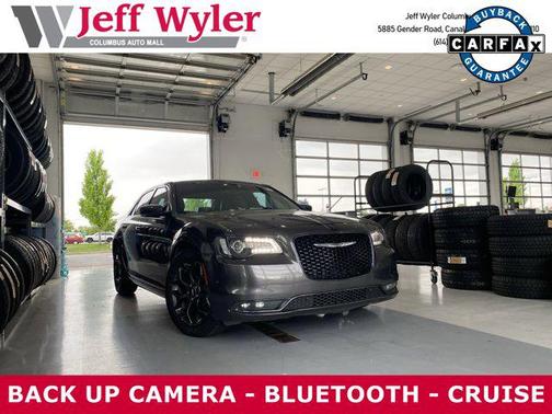 2017 Chrysler 300 S