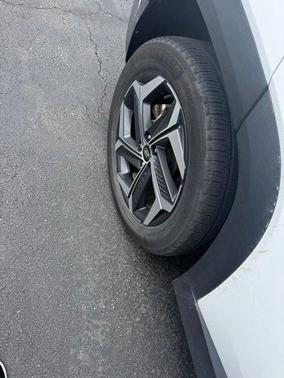 White Pearl 2024 Hyundai TUCSON Hybrid Limited