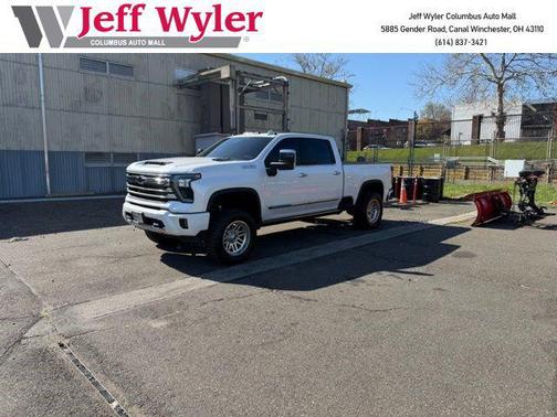 Iridescent Pearl Tricoat 2024 Chevrolet Silverado 3500 High Country