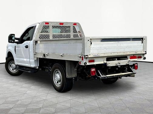 OXFORD WHITE 2017 Ford F-250 XL