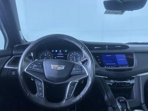 2022 Cadillac XT5 Sport