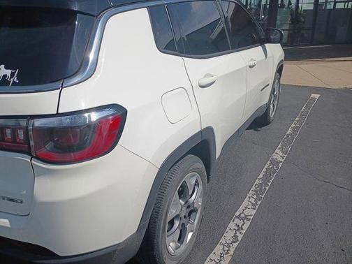 White Clearcoat 2021 Jeep Compass Limited