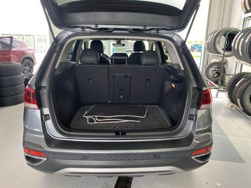 2022 Volkswagen Taos 1.5T SEL