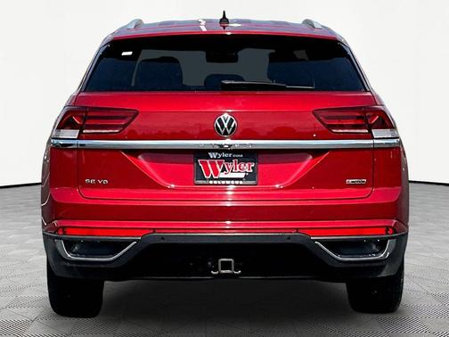 Red Metallic 2022 Volkswagen Atlas Cross Sport 3.6L V6 SE w/Technology