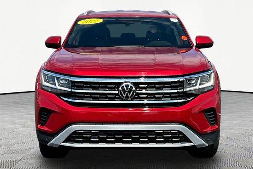 Red Metallic 2022 Volkswagen Atlas Cross Sport 3.6L V6 SE w/Technology