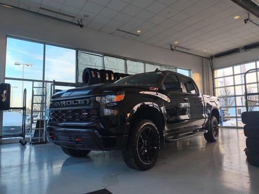 2024 Chevrolet Silverado 1500 Custom Trail Boss