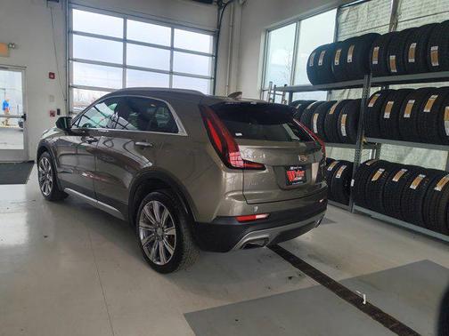 2020 Cadillac XT4 Premium Luxury