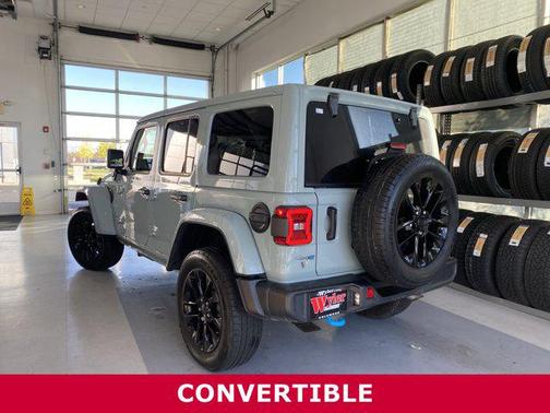 2024 Jeep Wrangler 4xe Sahara