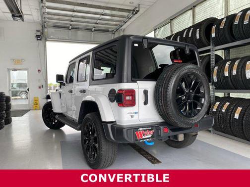 2022 Jeep Wrangler Unlimited 4xe Sahara