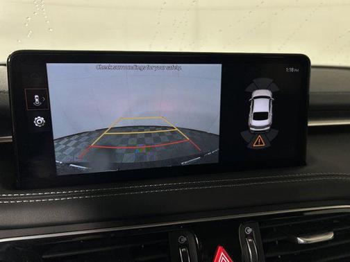 2022 Genesis G70 2.0T AWD