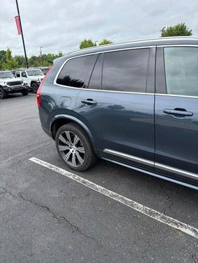 Denim Blue Metallic 2025 Volvo XC90 Plug-In Hybrid T8 Core 7-Seater