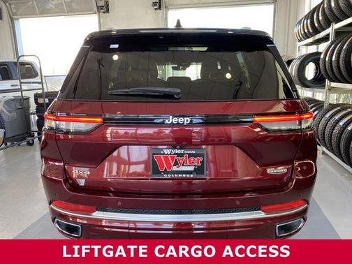 2023 Jeep Grand Cherokee Summit