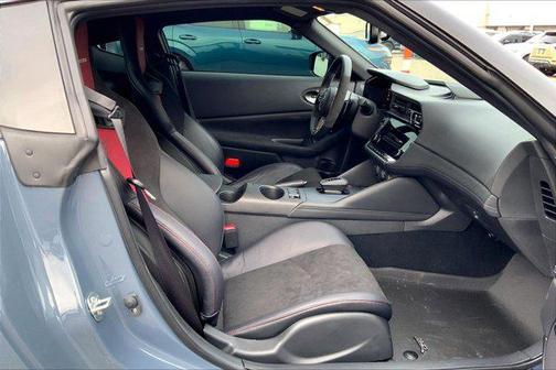 2024 Nissan Z NISMO Auto