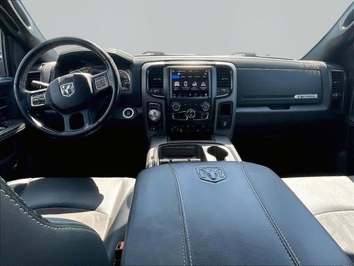 Granite Crystal Metallic Clearcoat 2018 RAM 1500 Rebel