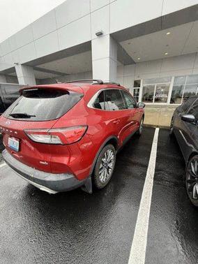 2022 Ford Escape Titanium