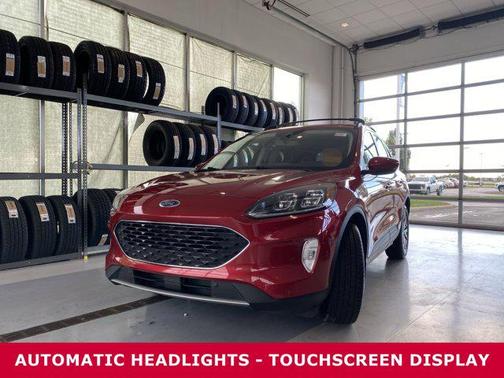 2022 Ford Escape Titanium