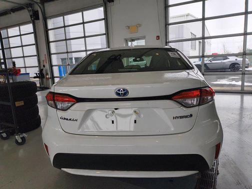 2022 Toyota Corolla Hybrid SE