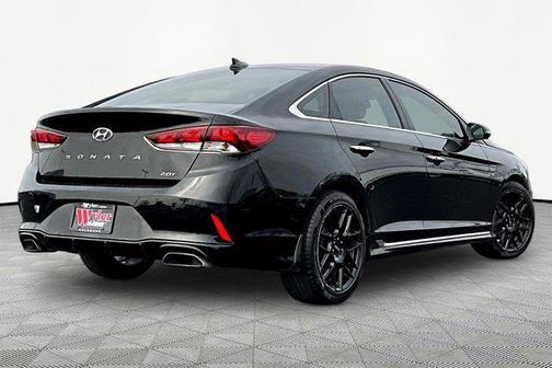 2018 Hyundai SONATA Sport 2.0T