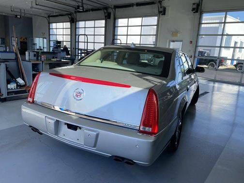 2009 Cadillac DTS 1SC