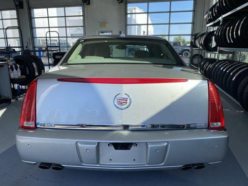 2009 Cadillac DTS 1SC
