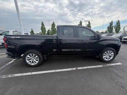 Black 2019 Chevrolet Silverado 1500 Custom