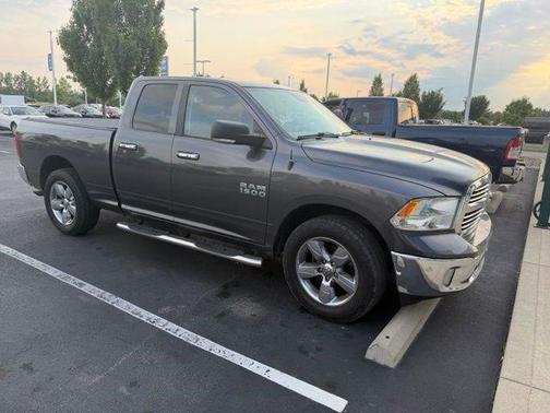 Granite Crystal Metallic Clearcoat 2018 RAM 1500 Big Horn