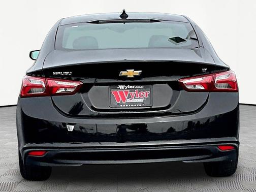 Mosaic Black Metallic 2019 Chevrolet Malibu LT