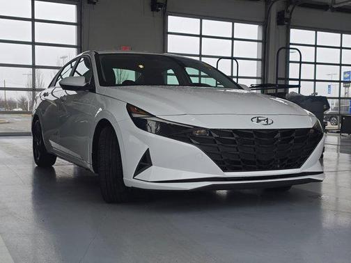 2023 Hyundai ELANTRA HEV Blue