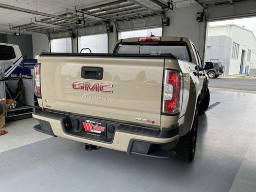 2022 GMC Canyon Base