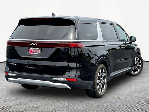 Aurora Black Pearl 2023 Kia Carnival EX