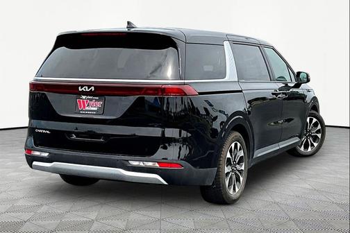 Aurora Black Pearl 2023 Kia Carnival EX