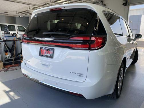 2021 Chrysler Pacifica Limited
