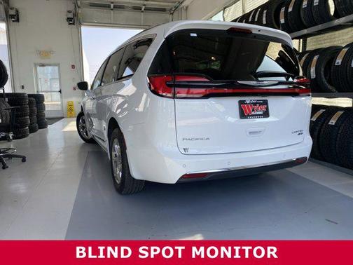 2021 Chrysler Pacifica Limited